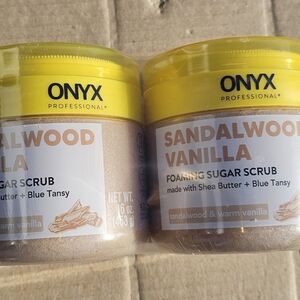 Sandalwood Scrub X 2